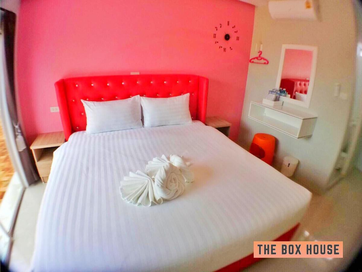 The Box House Hotel Krabi town Екстериор снимка