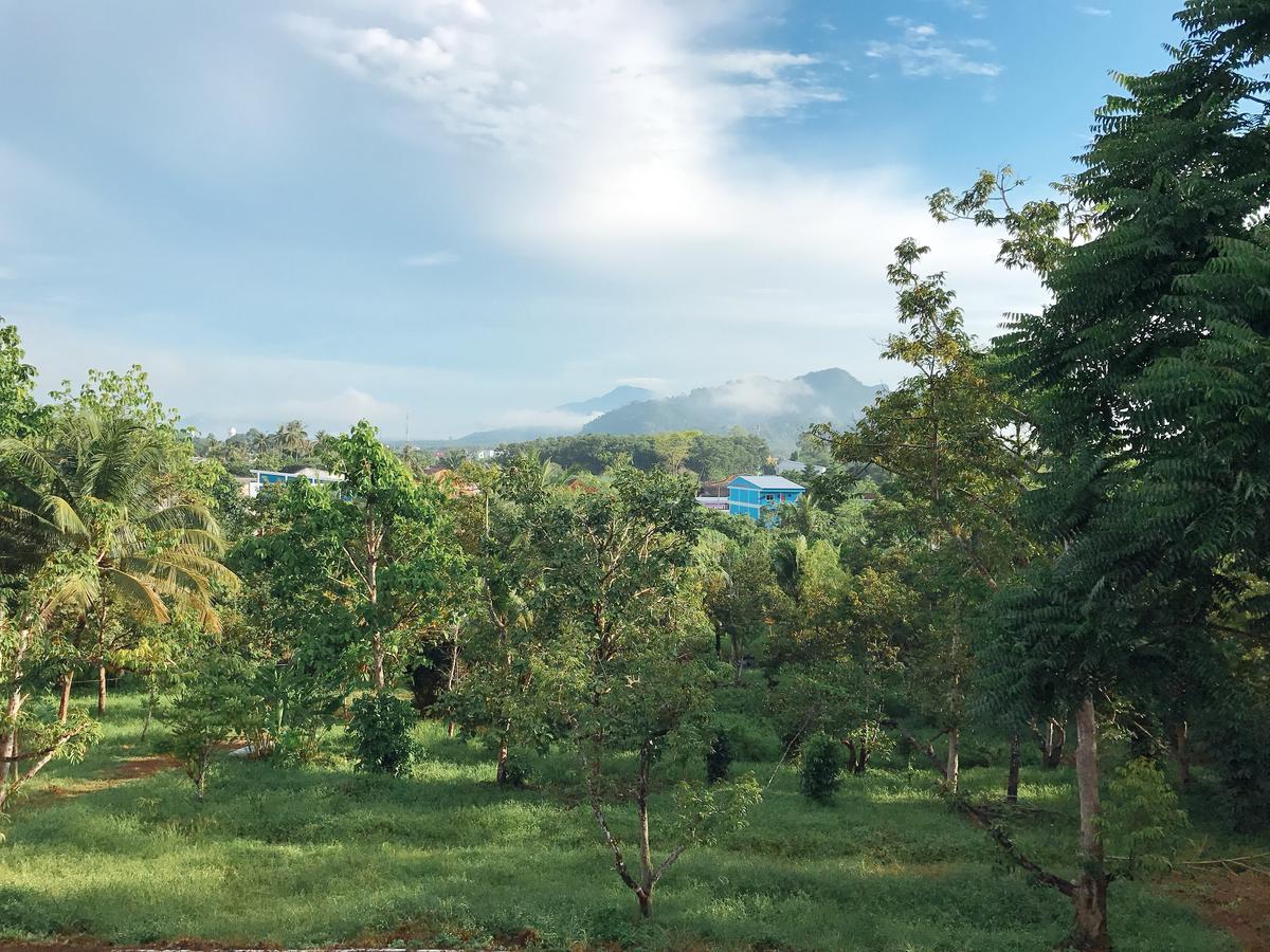 The Box House Hotel Krabi town Екстериор снимка